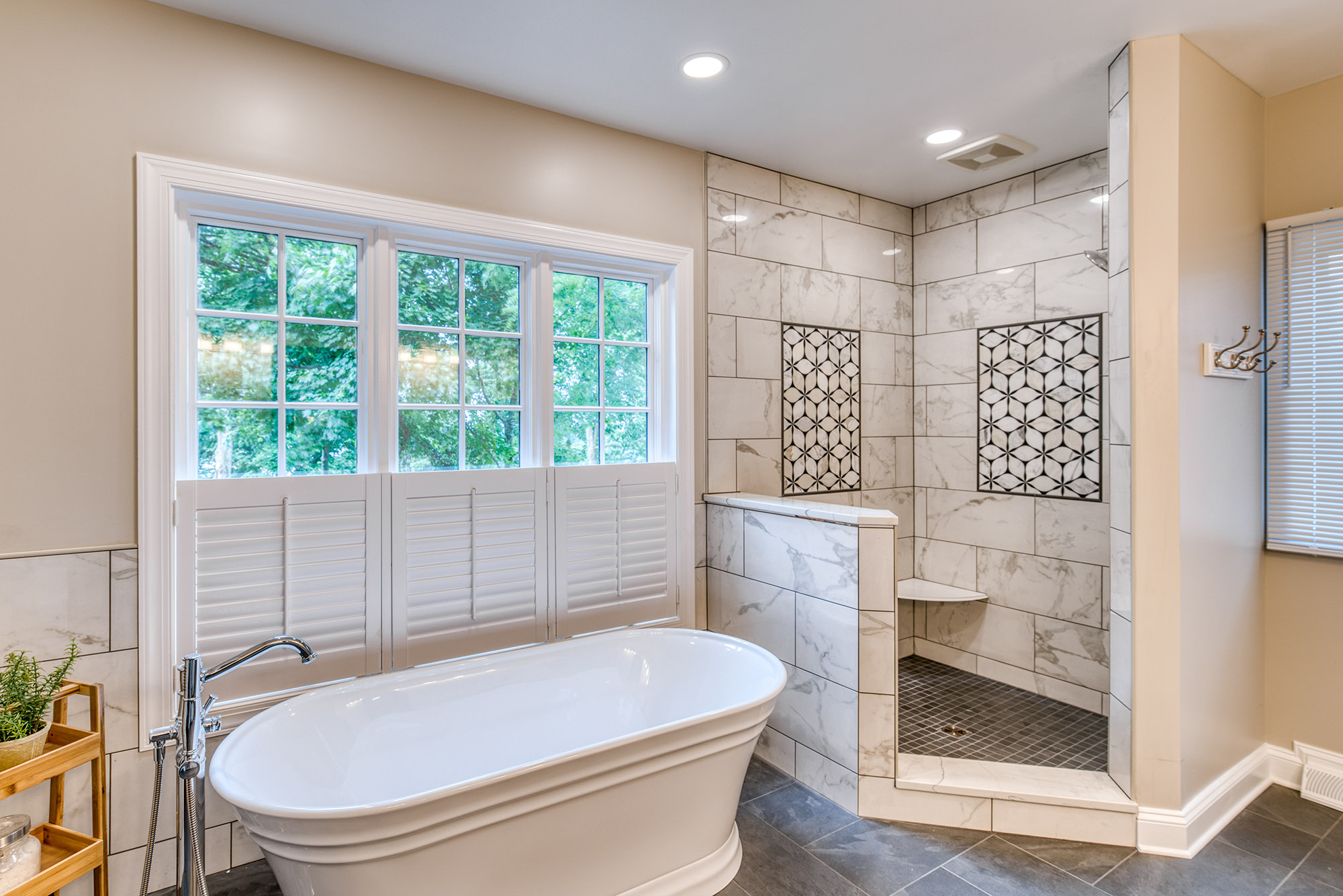 luxury bathroom - a popular remodeling trend for 2023